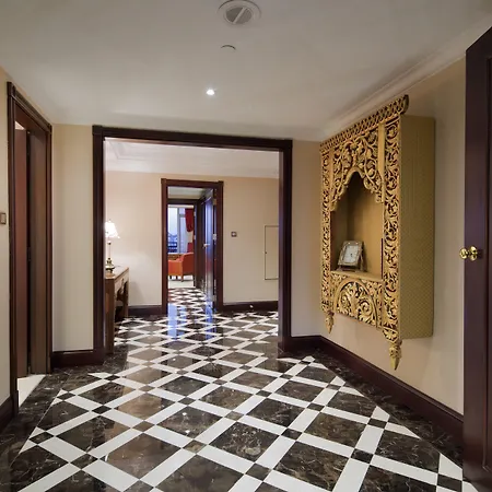 ヒルトン イスタンブル ボスポラス ホテル イスタンブール