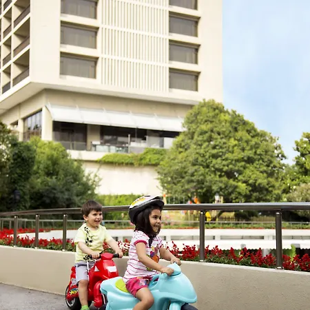 ホテル ヒルトン イスタンブル ボスポラス イスタンブール