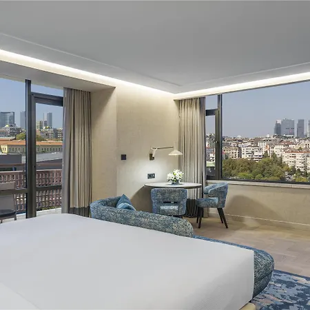 Hilton Bosphorus 5*