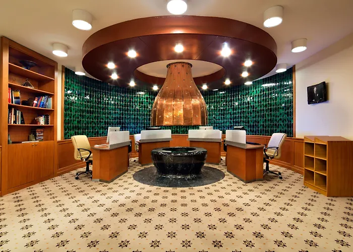 Hilton Bosphorus Отель 5*