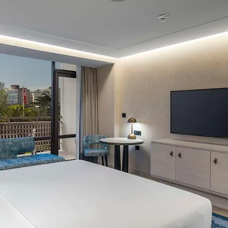 Hilton Bosphorus Szálloda 5*